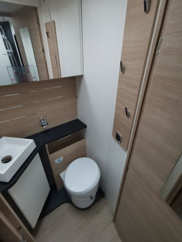 Rapido 8066 DF - Photo 14