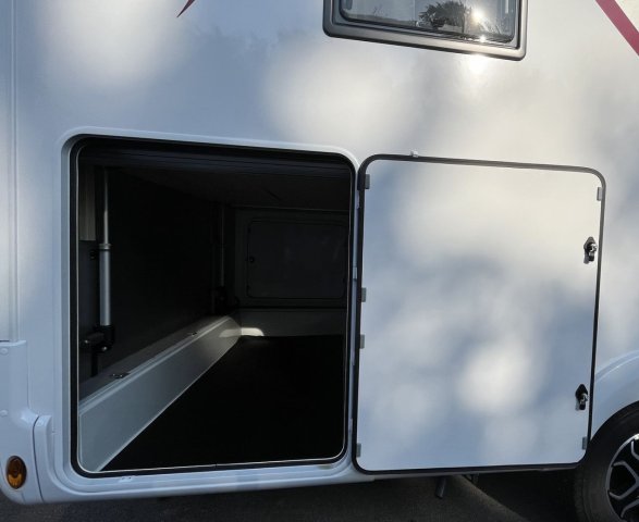 Rapido 896 F - Photo 14