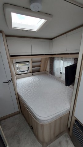 Hobby De Luxe 460 UFE - Photo 3