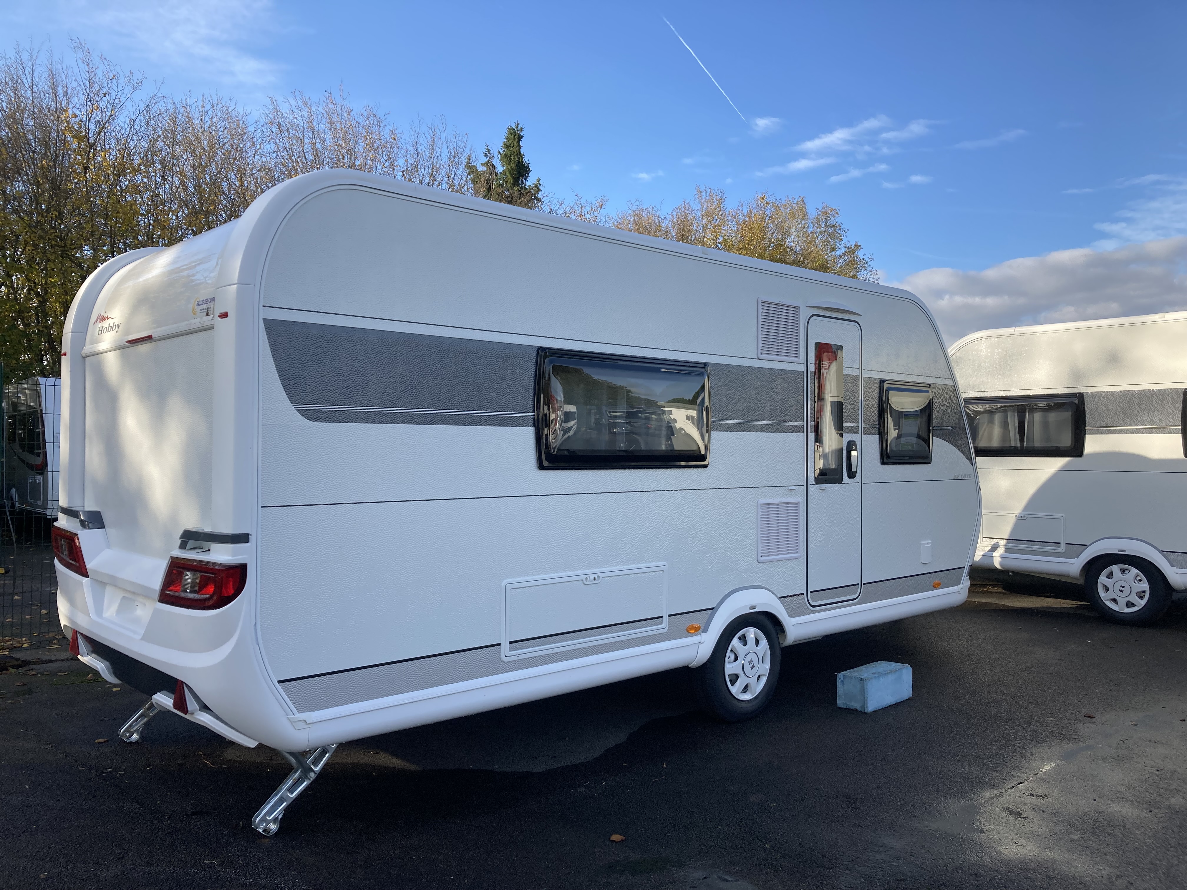 Hobby De Luxe 495 WFB DELUXE Neuf - Caravane à vendre en Oise (60) | Réf.  21266 - Net Campers