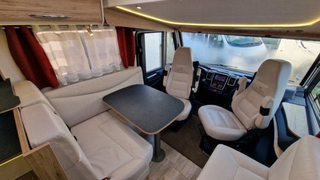 Bavaria Initial I740C Class - Photo 6