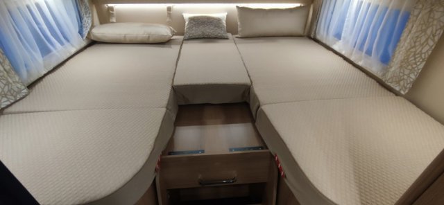 Carthago C-Tourer I 143 LE - Photo 13