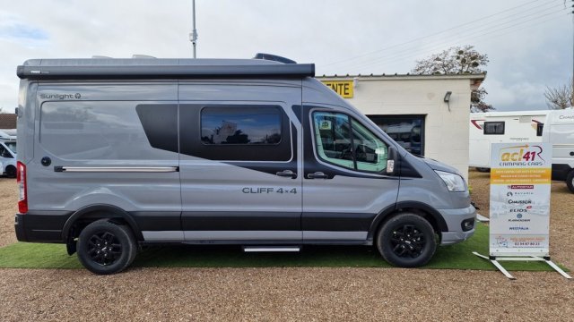 Sunlight Cliff 590 Adventure Edition 4x4 - Photo 2