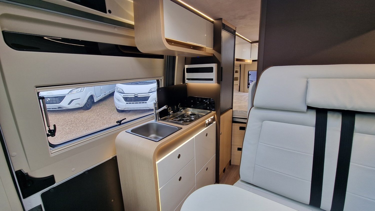 Autostar Van V 590 LT Design Edition 