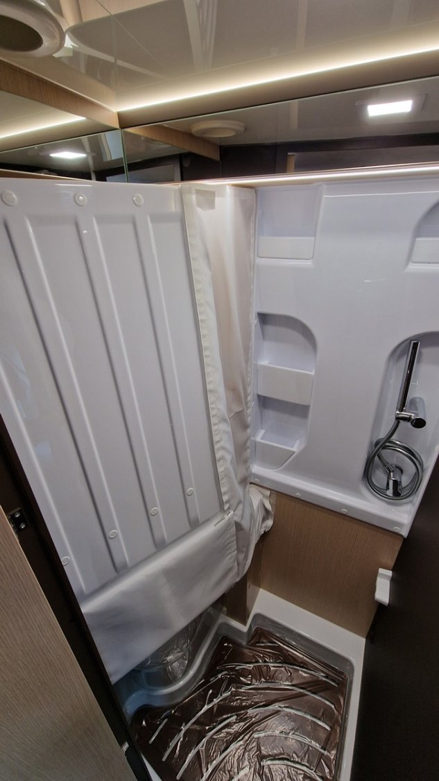 Autostar Van V 590 LT Design Edition 