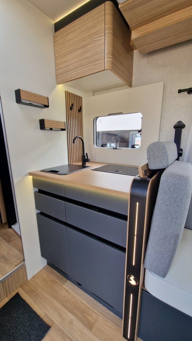 Bavaria Tren-D T720FC Nomade 