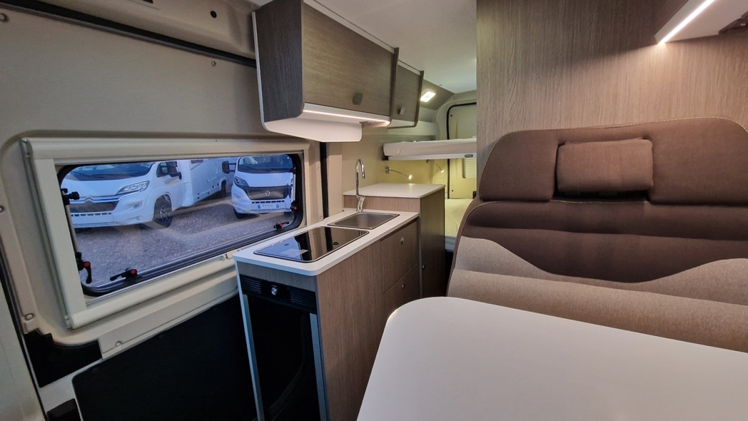 Chausson V594 Max First Line 