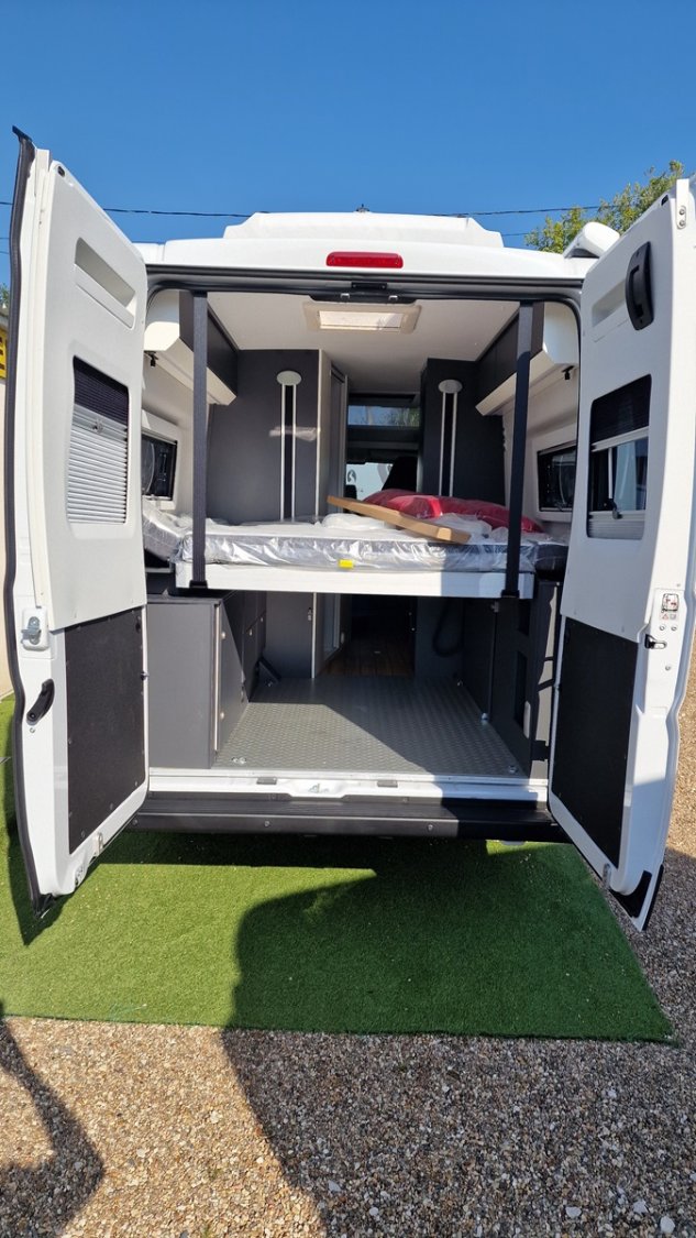Elios Van 63 GX Sky-Lift 