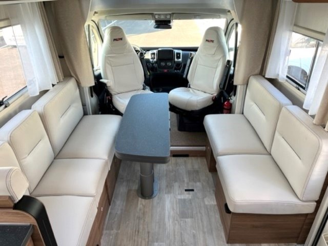 Pilote P 696 D Evidence Plus + - Photo 2