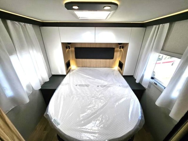 Pilote P 720 FC Evidence - Photo 8