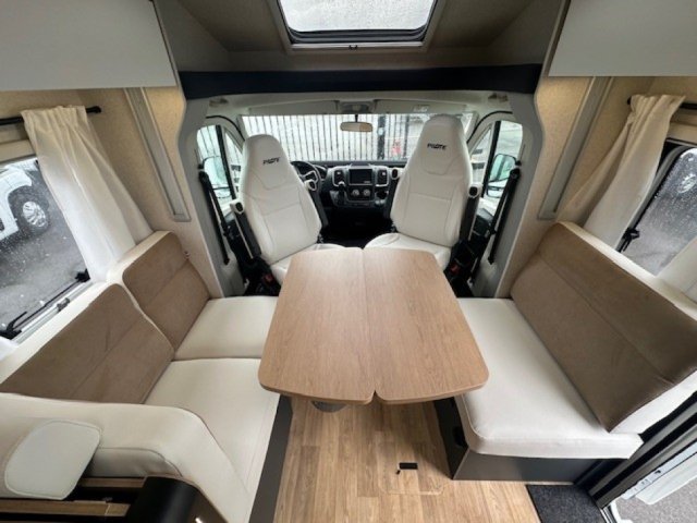 Pilote P 720 FC Selection - Photo 2