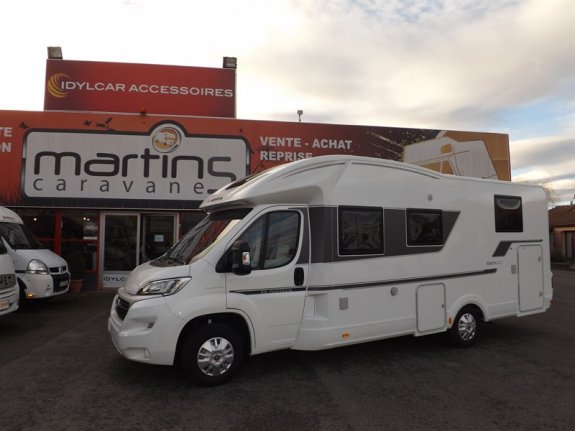 Adria Matrix Axess M 670 SC