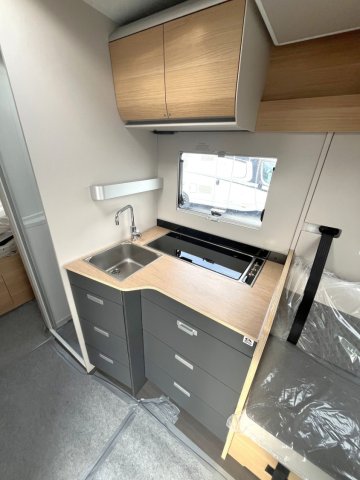 Adria Matrix 650 DC Limited Edition 60 Years ANS - Photo 9
