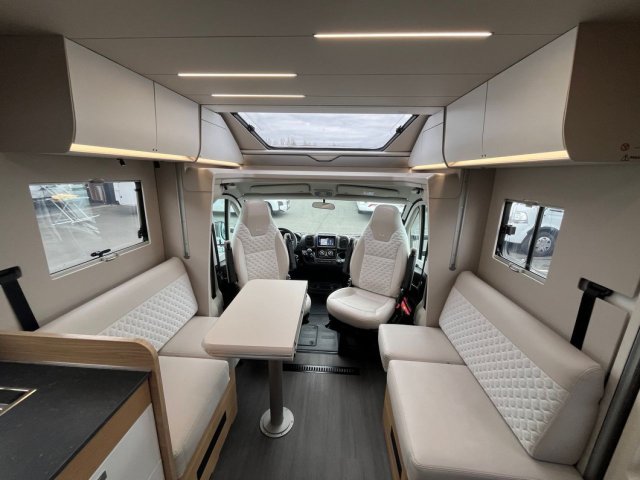 Adria Matrix Plus 670 DC - Photo 4