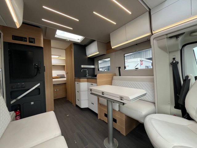 Adria Matrix Plus 670 DC - Photo 8