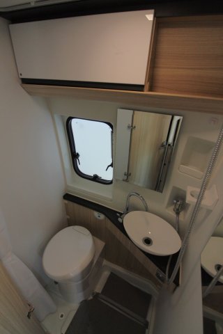 Adria Twin 600 SPT Family AXESS - Photo 10
