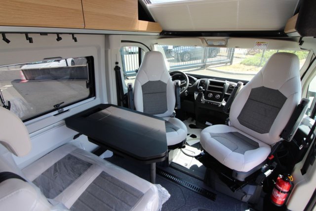 Adria Twin 640 SGX PTR 60 ANS - Photo 4