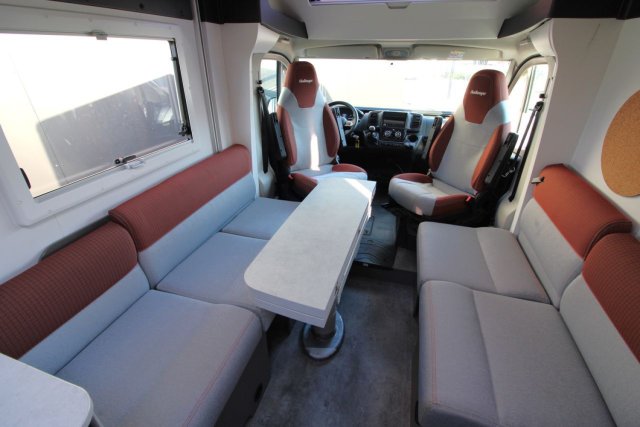Challenger 150 X150 - Photo 10