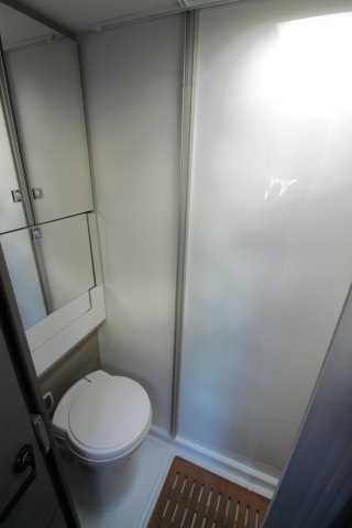 Challenger 150 X150 - Photo 12
