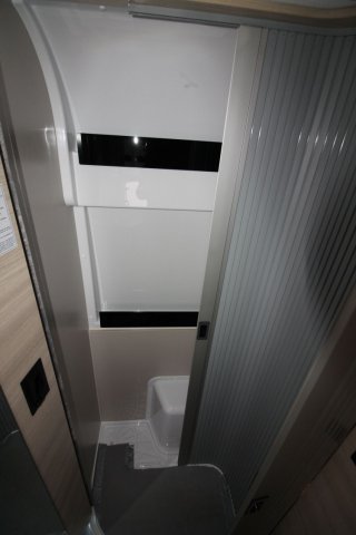 Challenger F&S - Photo 27