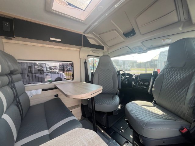 Challenger V217 - Photo 4