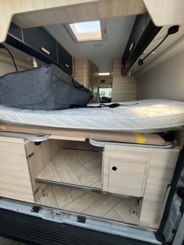 Challenger V217 - Photo 9