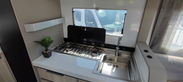 Adria Compact DL Axess 