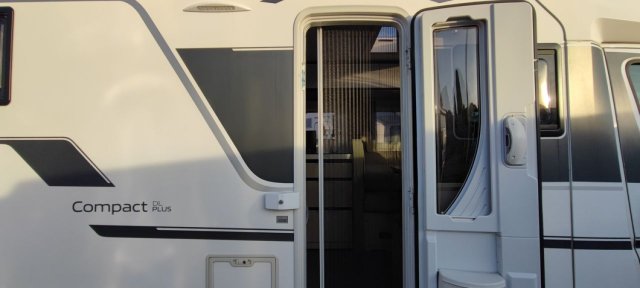 Adria Compact DL Plus 