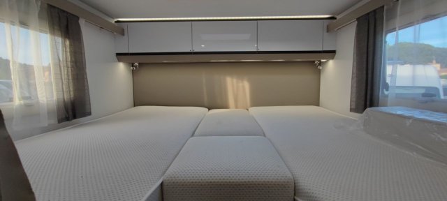 Adria Compact DL Plus 