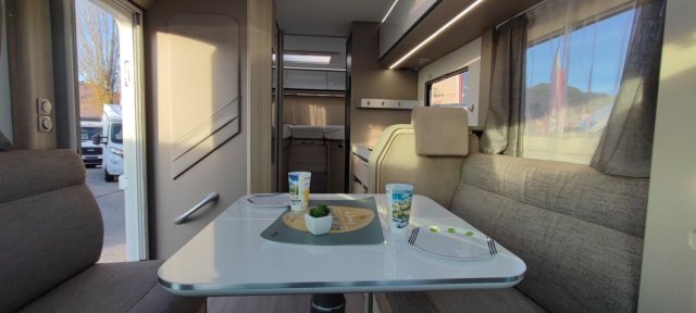 Adria Compact DL Plus 