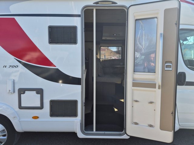 Burstner Ixeo Time IT 700 - Photo 12