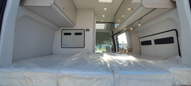Burstner Lineo C 550 BLACK FOREST 