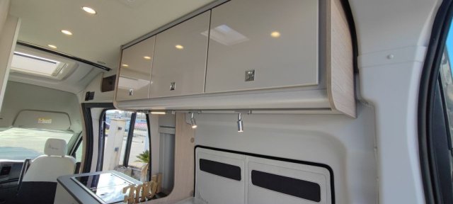 Burstner Lineo C 550 BLACK FOREST 