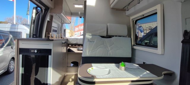 Burstner Lineo C 550 BLACK FOREST 