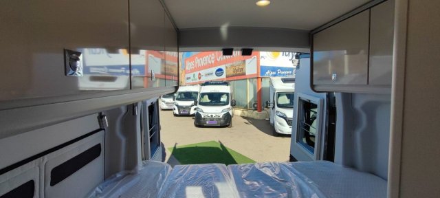 Burstner Lineo C 550 BLACK FOREST 
