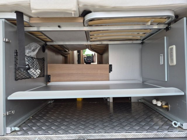 Campereve Magellan 746 Limited - Photo 19