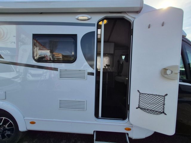 Carado V 337 Edition 15 V337 