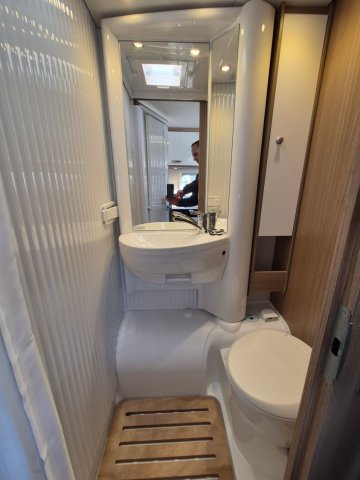 Carado V 337 Edition 15 V337 