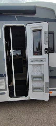 Challenger 328 Etape Edition