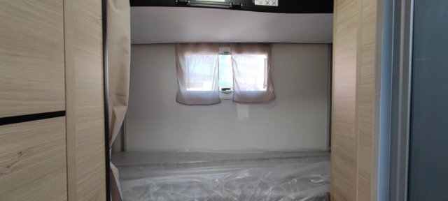 Challenger 380 Break Edition 