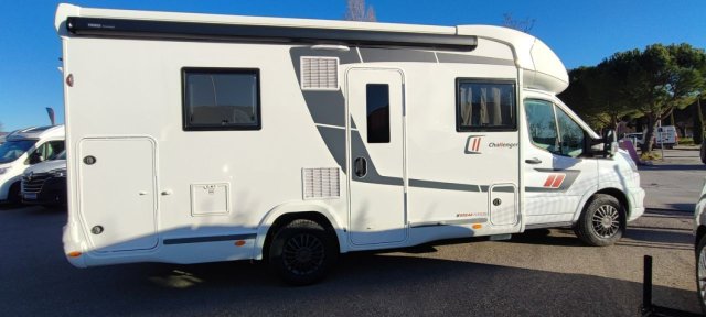 Challenger 380 Break Edition 