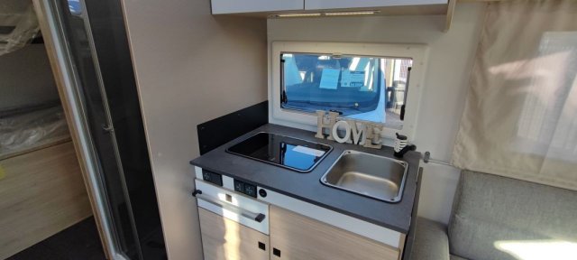 Challenger 380 Break Edition 