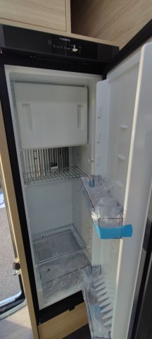 Challenger 380 Break Edition 