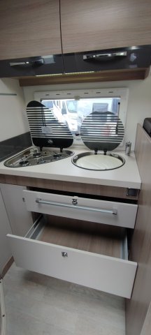 Challenger Genesis 290 