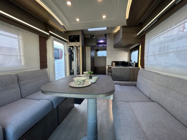 Challenger Graphite 380 