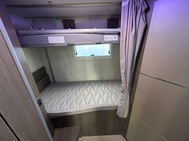 Challenger Graphite 380 