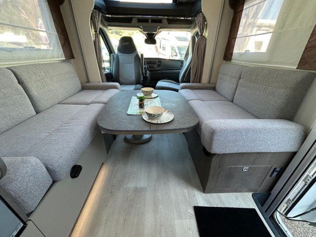 Challenger Graphite 380 