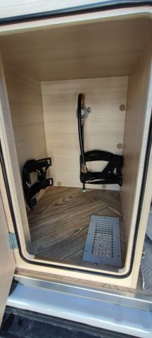 Challenger V210 Sport Edition