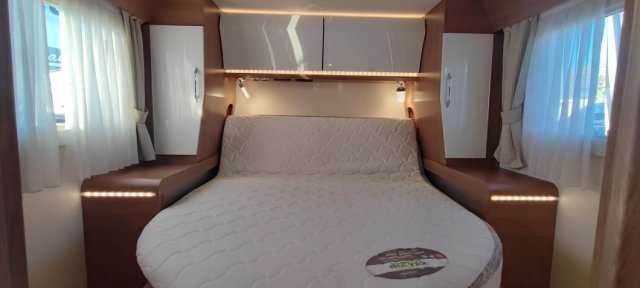 Rapido Distinction i86