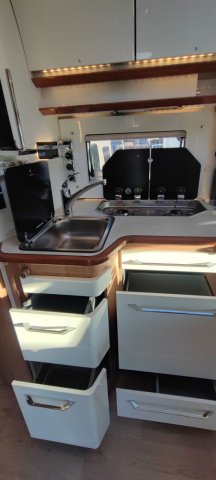 Rapido Distinction i86